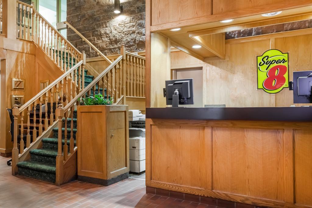 Super 8 By Wyndham On Hotel Sudbury