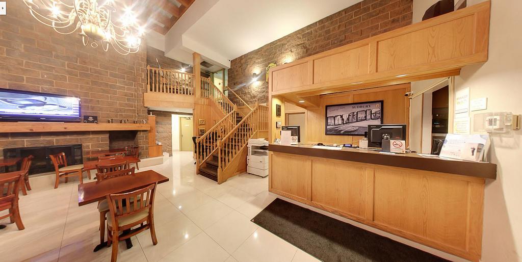 Hotel Super 8 By Wyndham On