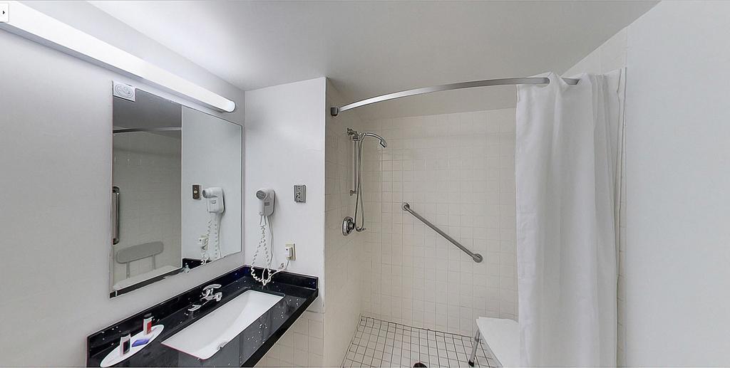 Hotel Super 8 By Wyndham On